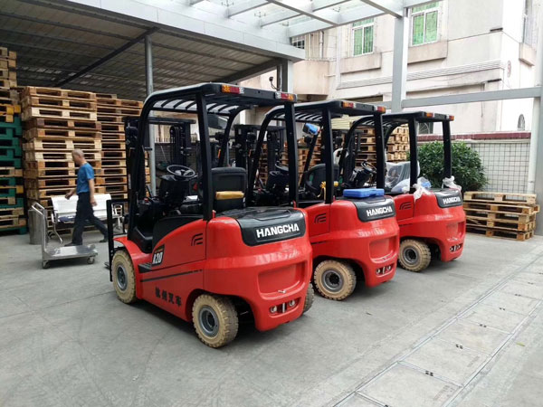 杭州叉車電動叉車，60年始終如一的優(yōu)秀品質(zhì)