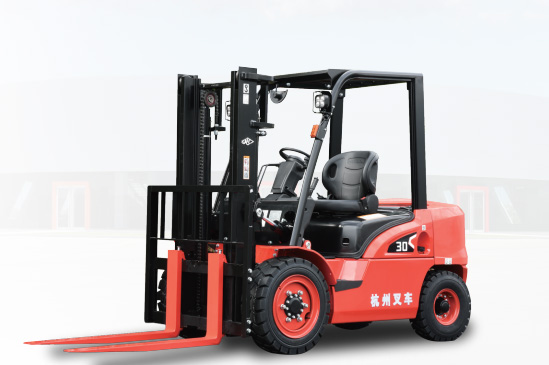 你知道嗎？這樣保養(yǎng)內(nèi)燃叉車(chē)，簡(jiǎn)直是在坑人！