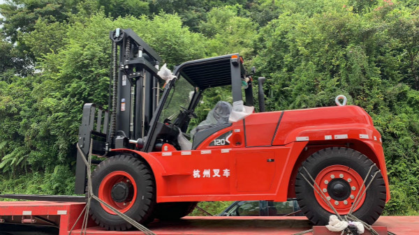 內(nèi)燃叉車動力不足？機(jī)油要保養(yǎng)！